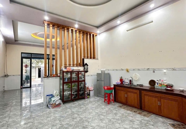 NHÀ ĐẸP - MẶT TIỀN - Chính Chủ Cần Bán Nhà Tại Trảng Dài, Biên Hòa, Đồng Nai