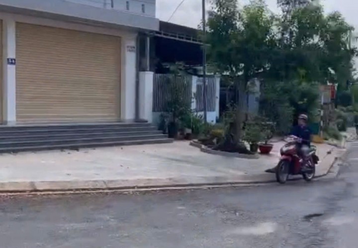 ĐẤT ĐẸP – GIÁ ĐẦU TƯ  -BÁN LÔ ĐẤT  Mặt Tiền Đường Đồng Khởi  P. Tân Lợi - Buôn Ma Thuột - Đăk Lăk