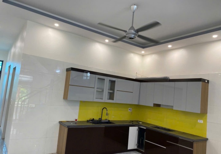 NHÀ ĐẸP  - GIÁ TỐT Chính Chủ Cần bán nhanh căn nhà tại xã Tam Đảo tỉnh Vĩnh Phúc