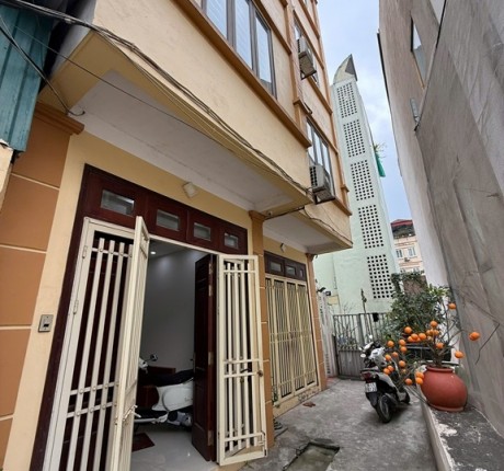 HOT CHÍNH CHỦ BÁN NHÀ phường NGỌC THỤY, quận Long Biên, HN – Ô TÔ TRÁNH – Ở NGAY – CHỈ 8,8 TỶ