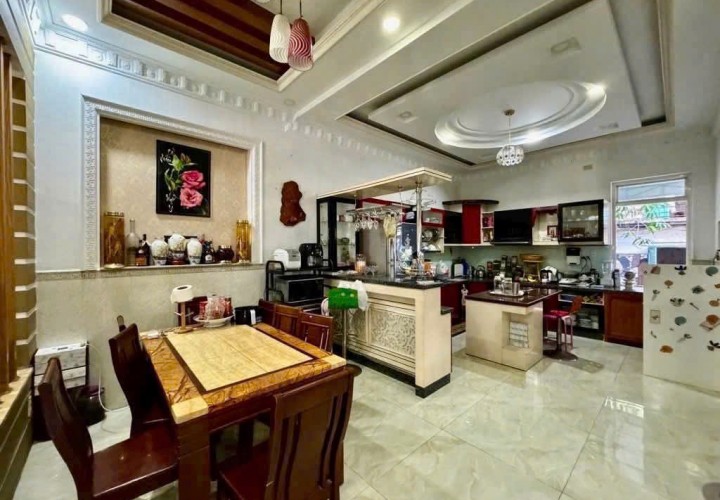 NHÀ ĐẸP – GIÁ TỐT CẦN BÁN GẤP BIỆT THỰ Tại Phường Bình Trưng Tây, Quận 2, TP HCM