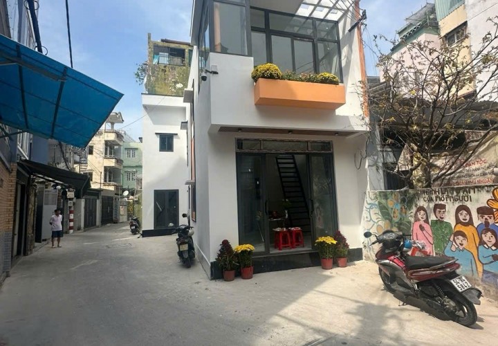 NHÀ ĐẸP– GIÁ TỐT–CHÍNH CHỦ CẦN BÁN NHÀ 2 MẶT TIỀN 419/6 Phan Xích Long, P. 3, Q. Phú Nhuận, TP. HCM