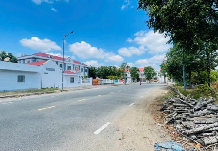 HOT ĐẤT ĐẸP- GIÁ TỐT BÁN NHANH LÔ ĐẤT TIỀM NĂNG GIÁ RẺ HƠN KHU VỰC TẠI Huyện Phong Điền, Cần Thơ