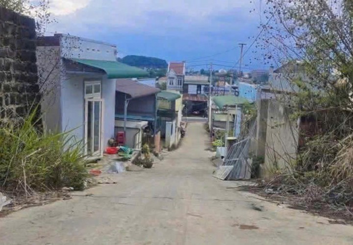 CHÍNH CHỦ Bán 2 lô đất đẹp đoạn giữa ngã ba phi Nôm và cầu Phi Nôm Xã Hiệp Thạnh, Đức Trọng