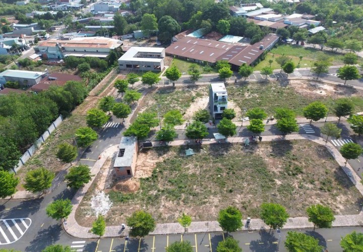 ĐẤT ĐẸP - GIÁ TỐT CHÍNH CHỦ BÁN NHANH Đất Nền SỔ SẴN -FULL thổ cư Phường Thới Hòa,  Bến Cát