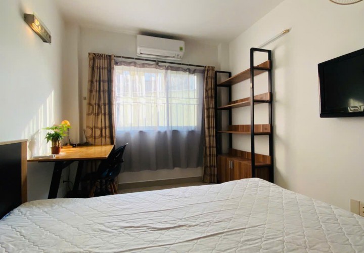 NHÀ ĐẸP- GIÁ TỐT - Chính Chủ Cho Thuê Nhà Nguyên Căn Hẻm 241 đường Bến Vân Đồn, Quận 4, Hồ Chí Minh.