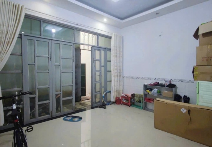 NHÀ ĐẸP–GIÁ TỐT–CHÍNH CHỦ CẦN BÁN  77 Đ. Nguyễn Tất Thành, P.Phước Long, TP.Nha Trang, Khánh Hòa