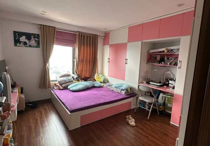 CĂN HỘ FULL TIỆN ÍCH- GIÁ TỐT Chính Chủ bán Căn hộ 3pn 2vs Sky central 176 Định Công,HN