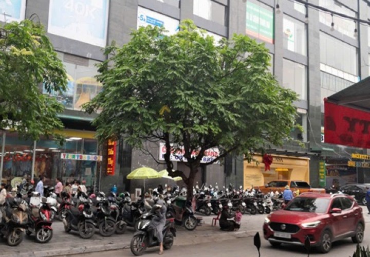 NHÀ VỊ TRÍ ĐẸP - Chính Chủ Bán Nhà 4 Tầng Mặt Phố Lý Thường Kiệt, Phường Hạc Thành , Tỉnh Thanh Hóa.