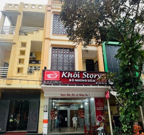 NHÀ VỊ TRÍ ĐẸP - Chính Chủ Bán Nhà 4 Tầng Mặt Phố Lý Thường Kiệt, Phường Hạc Thành , Tỉnh Thanh Hóa.