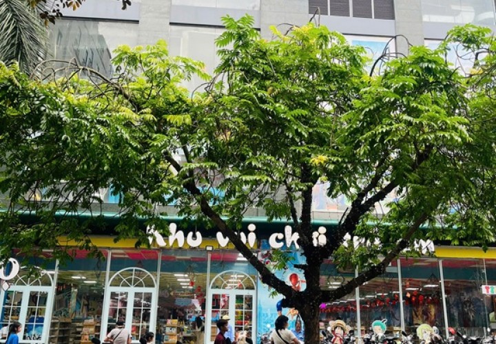 NHÀ VỊ TRÍ ĐẸP - Chính Chủ Bán Nhà 4 Tầng Mặt Phố Lý Thường Kiệt, Phường Hạc Thành , Tỉnh Thanh Hóa.