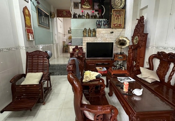 NHÀ ĐẸP – GIÁ TỐT – CHÍNH CHỦ CẦN BÁN GẤP NHÀ Tại Phường 7, Quận 8. Ngân hàng đang cho vay 2.3tỷ