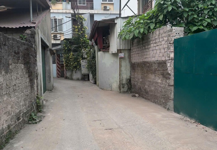 VỊ TRÍ ĐẸP - ĐẦU TƯ SINH LỜI - Chính Chủ Bán Lô Đất Tiềm Năng Phố Hoàng Văn Thụ, Xã Vân Đình, Hà Nội