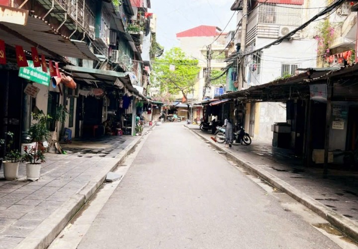 CẦN BÁN NHANH Căn Hộ Nhà A9, Khu Tập Thể Do Học Viện Quốc Phòng Xây Dựng Tại Q. Cầu Giấy, HN