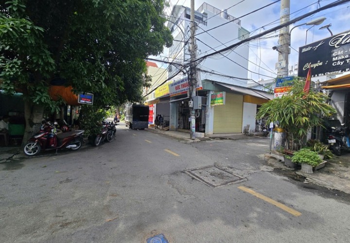 NHÀ ĐẸP – GIÁ TỐT – CẦN BÁN 2 CĂN NHÀ GÓC 2 MẶT TIỀN Tại HÀ CHƯƠNG, P. TRUNG MỸ TÂY, Q.12, TP. HCM