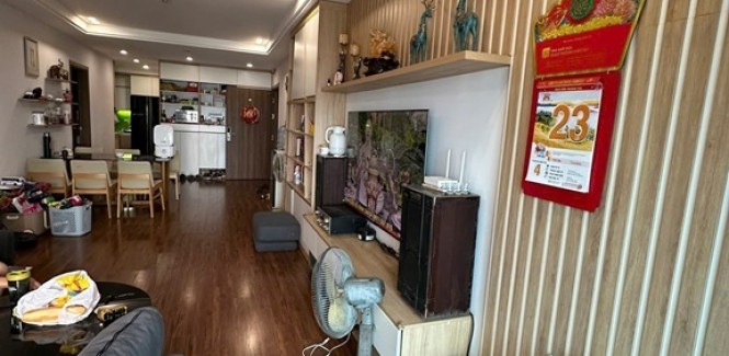 CĂN HỘ FULL TIỆN ÍCH- GIÁ TỐT Chính Chủ bán Căn hộ 3pn 2vs Sky central 176 Định Công, HN