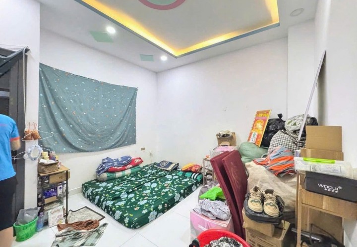 NHÀ ĐẸP  - GIÁ TỐT CHÍNH CHỦ CẦN BÁN NHÀ LẦU BÌNH TÂN - DT: 4 X 8 P. Bình Hưng Hòa , Bình Tân