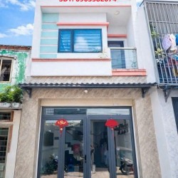 NHÀ ĐẸP  - GIÁ TỐT CHÍNH CHỦ CẦN BÁN NHÀ LẦU BÌNH TÂN - DT: 4 X 8 P. Bình Hưng Hòa , Bình Tân