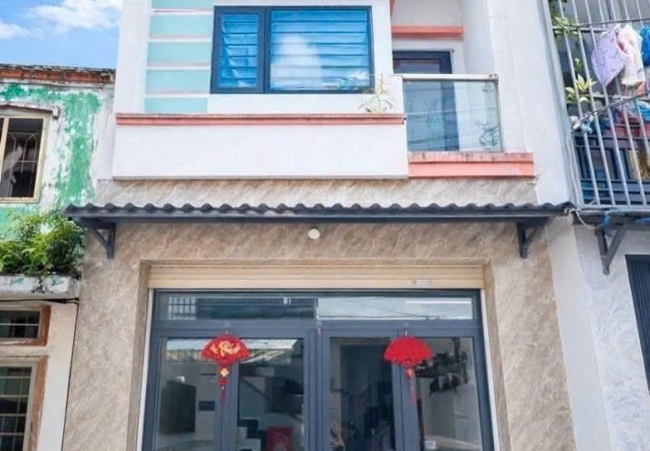 NHÀ ĐẸP  - GIÁ TỐT CHÍNH CHỦ CẦN BÁN NHÀ LẦU BÌNH TÂN - DT: 4 X 8 P. Bình Hưng Hòa , Bình Tân