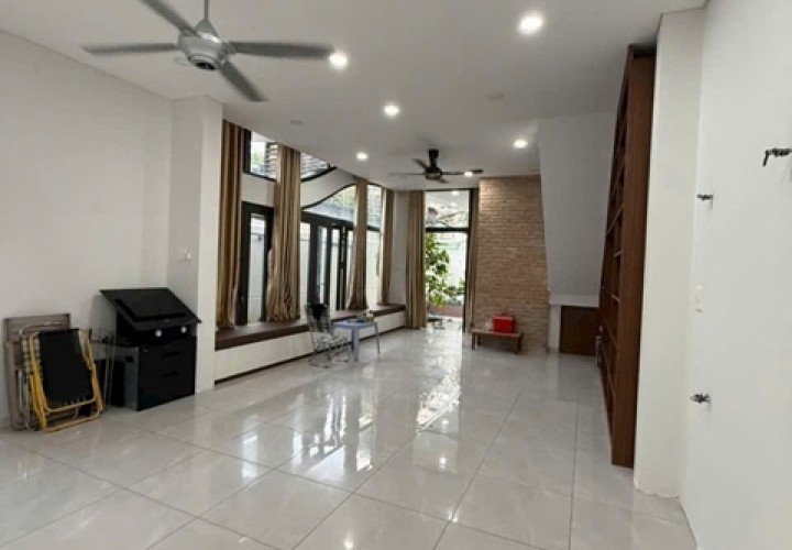 Bán Nhanh Căn Biệt Thự Góc 2 Mặt Tiền Siêu đẹp Khu Phố 4, P Linh Chiểu, Thủ Đức, HCM