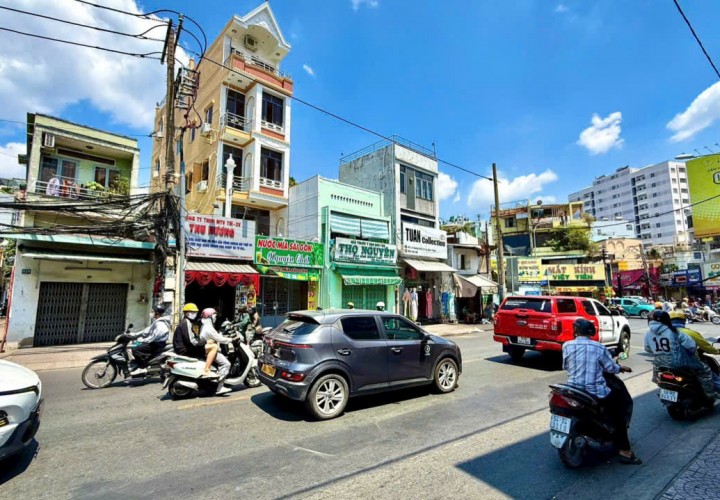 HOT HOT –CẦN BÁN CĂN NHÀ -TÒA NHÀ CHDV 6 TẦNG DÒNG TIỀN ỔN ĐỊNH-MT Lê Quang Định, Bình Thạnh, TP.HCM