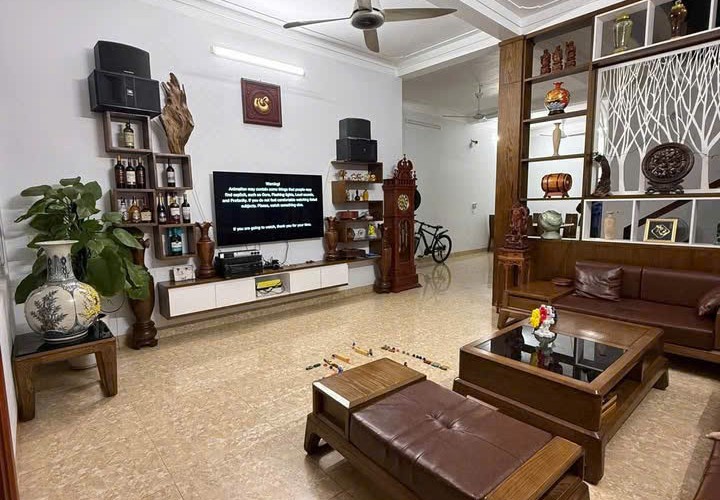 HOT HOT - CHÍNH CHỦ BÁN NHÀ 2 TẦNG ĐẸP TẠI  Kim Hoa, xã Mê Linh, thành phố Hà Nội