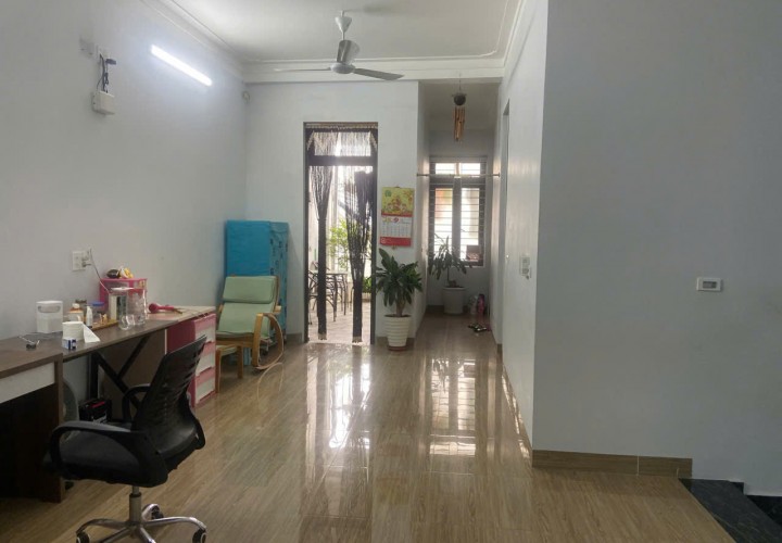 HOT HOT - CHÍNH CHỦ BÁN NHÀ 2 TẦNG ĐẸP TẠI  Kim Hoa, xã Mê Linh, thành phố Hà Nội