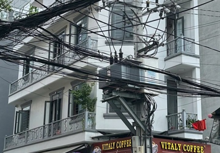 MỚI LẤY VISA ĐI MỸ ĐÀNH BÁN NHÀ VỊ TRÍ ĐẸP 2 MẶT TIỀN Tại 536/45 ÂU CƠ, Phường 10 , TÂN BÌNH