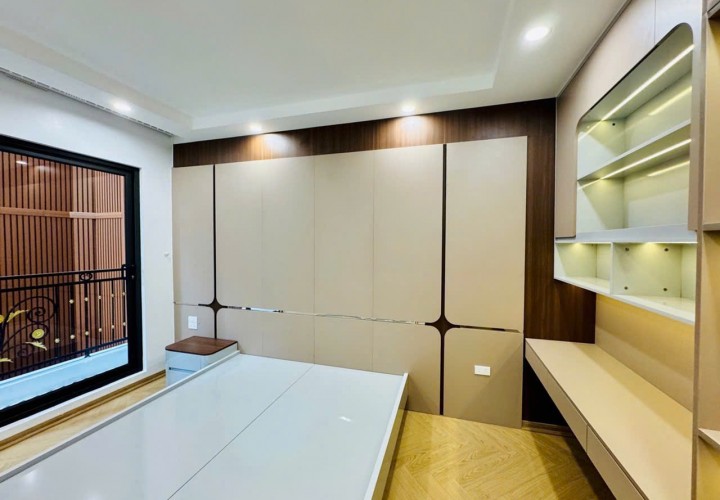 NHÀ ĐẸP - GIÁ ĐẦU TƯ- Cần Bán 7 Nhà Vị Trí Đẹp Tại Đường kim giang, Khương Đình, Thanh Xuân, Hà Nội