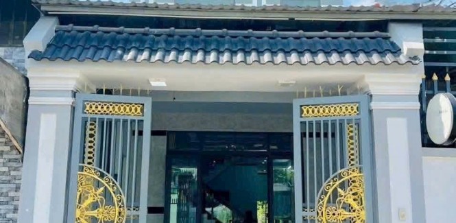 NHÀ CHÍNH CHỦ - GIÁ ƯU ĐÃI chính chủ cần bán nhanh 2 căn nhà mặt tiền kinh doanh tại tp Tân Uyên , tỉnh Bình Dương