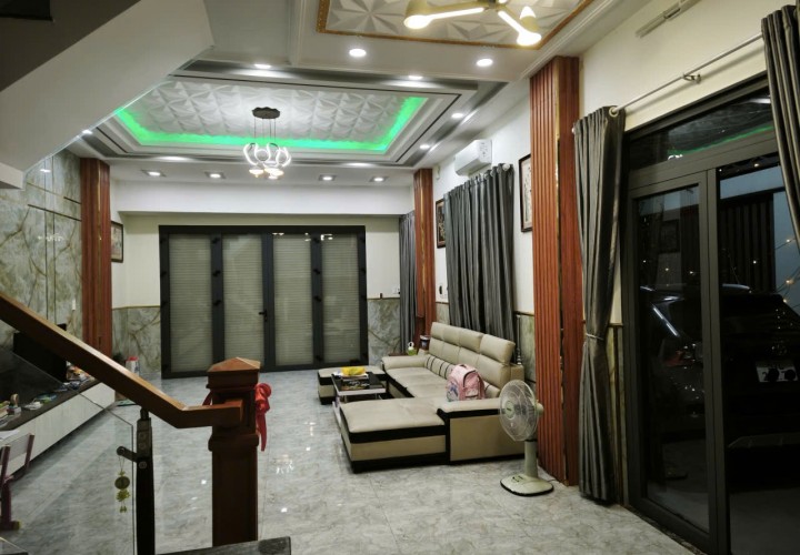 CHÍNH CHỦ CẦN Bán hoặc cho thuê Căn Nhà Góc 2 Mặt Tiền 1 Trệt 2 Lầu gần trục Hỳnh Tấn Phát, Nhà Bè sát bên Quận 7 (cũ).
