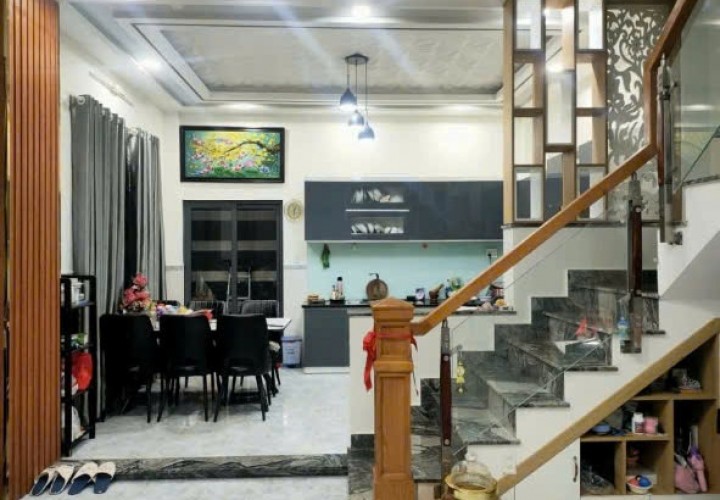CHÍNH CHỦ CẦN Bán hoặc cho thuê Căn Nhà Góc 2 Mặt Tiền 1 Trệt 2 Lầu gần trục Hỳnh Tấn Phát, Nhà Bè sát bên Quận 7 (cũ).