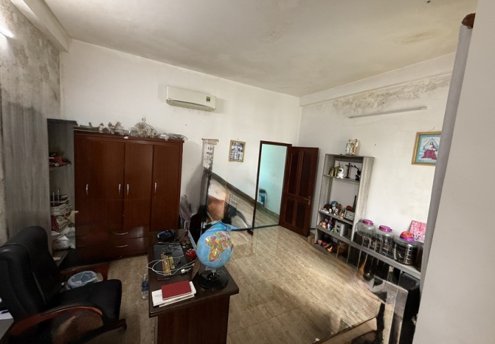 HOT HOT – CHÍNH CHỦ CẦN BÁN NHÀ PHỐ TẠI P. Tân Thới Hiệp,Quận 12. TP. Hồ Chí Minh