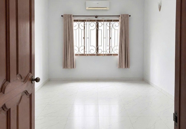 HOT HOT – CHO THUÊ NHÀ MẶT TIỀN TẠI 350 Đường Võ Văn Tần, P. Bàn Cờ, Q. 3, TP.HCM