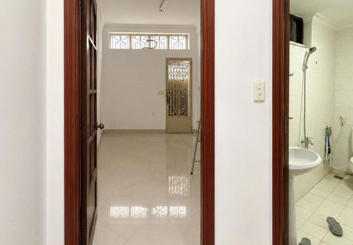 HOT HOT – CHO THUÊ NHÀ MẶT TIỀN TẠI 350 Đường Võ Văn Tần, P. Bàn Cờ, Q. 3, TP.HCM