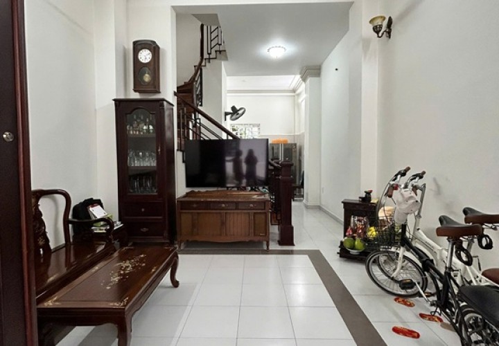 NHÀ ĐẸP - GIÁ TỐT - CHÍNH CHỦ  Cần Bán Nhanh Căn Nhà  Đẹp Vị Trí Tại Quận Gò Vấp, TP HCM