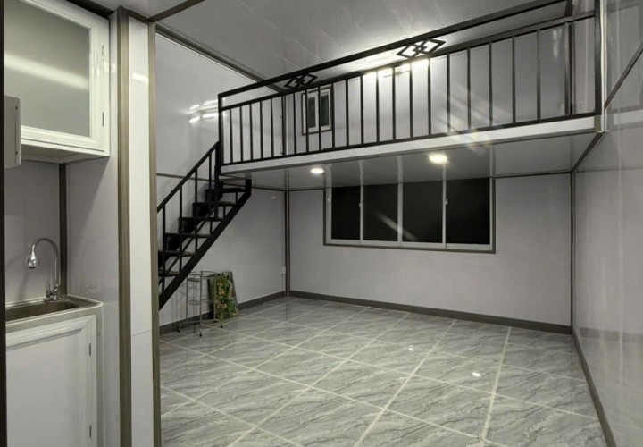 Bán Căn Hộ Chung Cư Thang Máy Vị Trí Tại  134 Trần Hưng Đạo - Quận 1 - Trung tâm Sài Gòn.