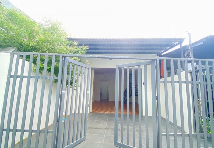 Chính chủ Bán Nhà 2 Tầng MỚI SỬA 138,3m2 -  2 MẶT TIỀN HẺM xã Tân Kiên – Bình Chánh cũ