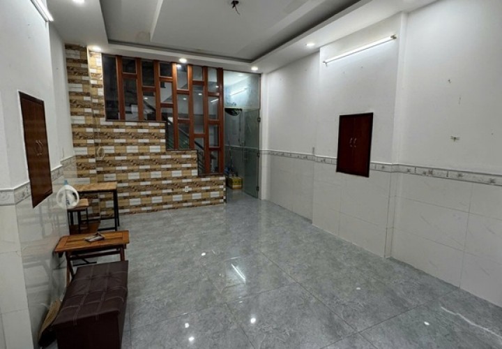 NHÀ ĐẸP – GIÁ TỐT  – CHÍNH CHỦ CẦN BÁN NHANH TẠI 118/127a/61 Phan Huy Ích, Tân Sơn, HCM