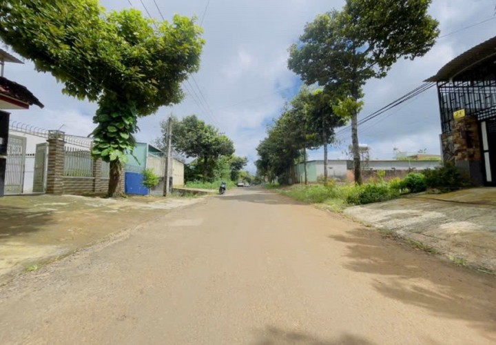 ĐẤT ĐẸP - GIÁ TỐT - Bán GẤP Lô Đất Tiềm Năng Mặt tiền Nguyễn Trung Trực Trung tâm TP Pleiku