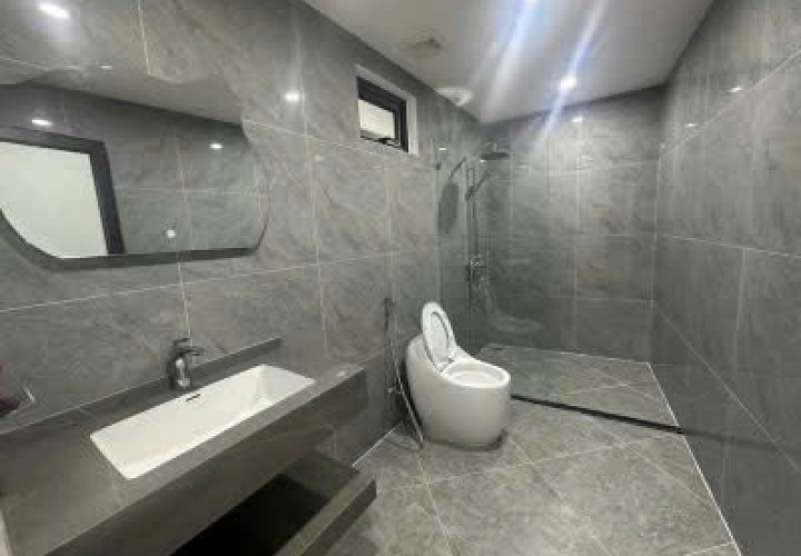 CHÍNH CHỦ CẦN BÁN Nhanh Căn Nhà 640 Nguyễn Văn Cừ, Gia Thụy, Phường Bồ Đề, Long Biên