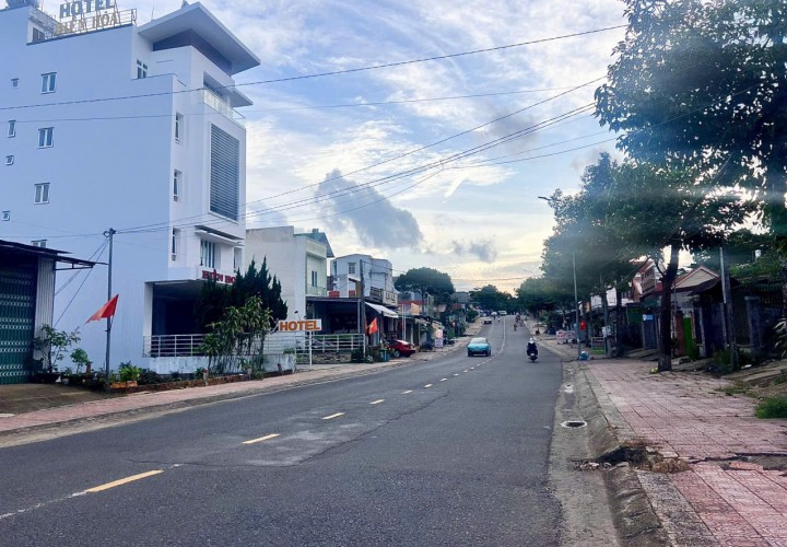 CHÍNH CHỦ CẦN BÁN NHANH CĂN NHÀ ĐẸP TẠI Phố Lý Thường Kiệt, P.2, Thành phố Bảo Lộc, Tỉnh Lâm Đồng