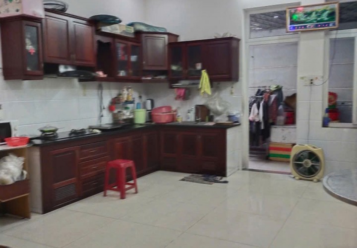NHÀ ĐẸP - GIÁ TỐT - CẦN BÁN NHANH CĂN NHÀ  Vị Trí Tại Phường Cát Lái, Quận 2, TP HCM