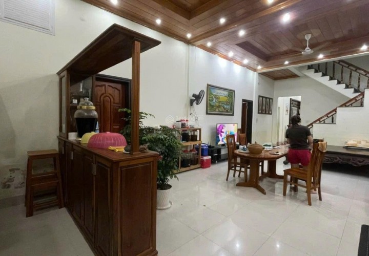 NHÀ ĐẸP –GIÁ TỐT–CHÍNH CHỦ CẦN BÁN NHÀ CÓ SÂN VƯỜN TẠI  Đ.Lương Định Của, Vĩnh Ngọc, TP.Nha Trang, Khánh Hòa