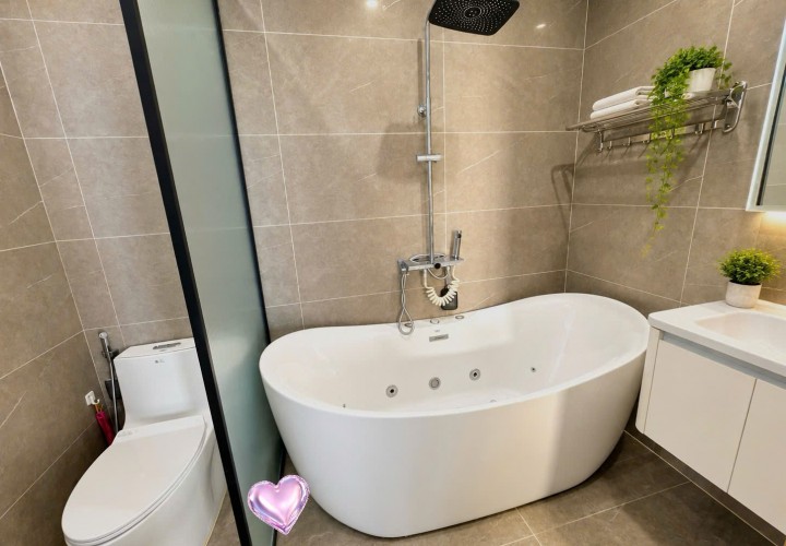 CHÍNH CHỦ Bán trục 06 d1, chuẩn tầng trung view đẹp tòa Diamond Residence (BRG 25 LÊ VĂN LƯƠNG)