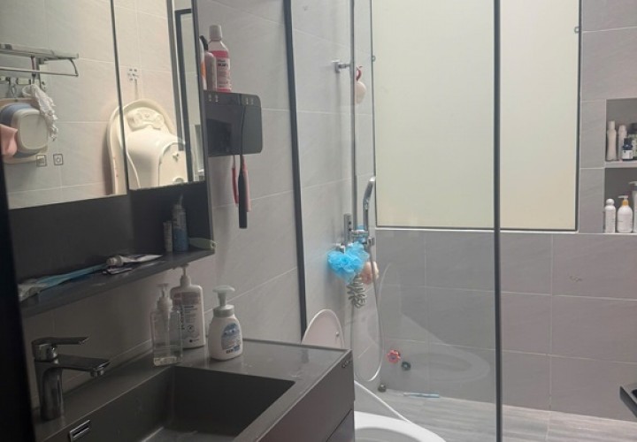 NHÀ VỊ TRÍ ĐẸP - CHÍNH CHỦ CẦN BÁN Căn Nhà Phường Tân Phú (Q.9 cũ)Thành phố Thủ Đức, TP.Hồ Chí Minh.