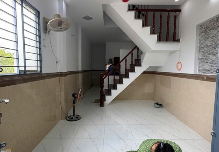 NHÀ CHÍNH CHỦ - GIÁ TỐT BÁN NHANH NHÀ Số 3 Phạm Thị Hớn, nhà số 10 Phước Lý huyện Cần Giuộc Long An