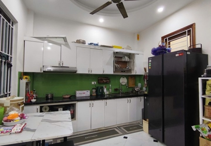 Chính Chủ Cần Bán Gấp Nhà Tại Tây Tựu, Quận Bắc Từ Liêm, TP Hà Nội 35m2 giá 5.x tỷ