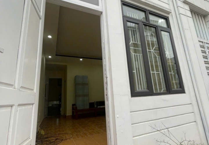 Chính Chủ Cần Bán 2 Căn Nhà Mặt Tiền Đường Kiều Sơn, Phường Đằng Lâm, Quận Hải An - Hải Phòng