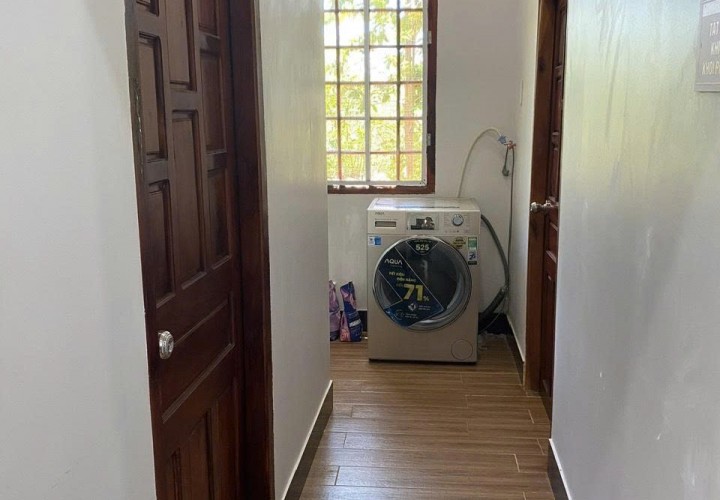 NHÀ MỚI XÂY (Phường Phú Hài, Thành phố Phan Thiết )CẦN CHUYỂN CÔNG TÁC NÊN BÁN GẤP LẠI CHO AI CẦN